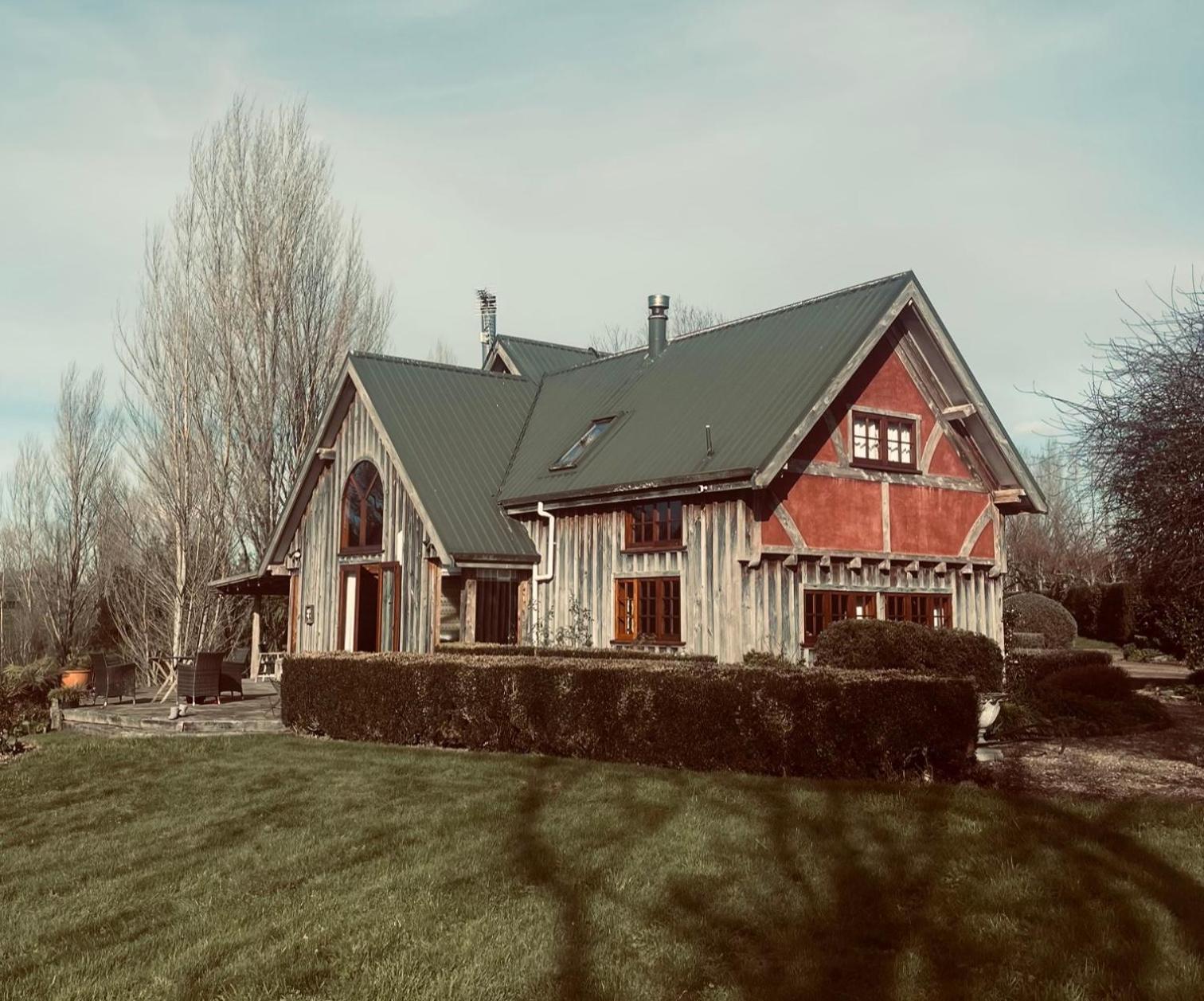 مبيت وإفطار Walton Streamside Country Manor المظهر الخارجي الصورة